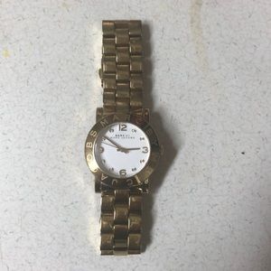 Marc jacobs.. must go now! Make a deal